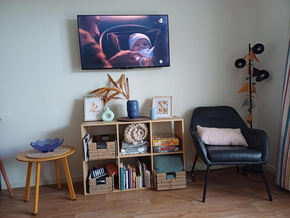 Le 501 F2 De Plain-Pied Avec Terrasse Apartment Courseulles-sur-Mer Ngoại thất bức ảnh