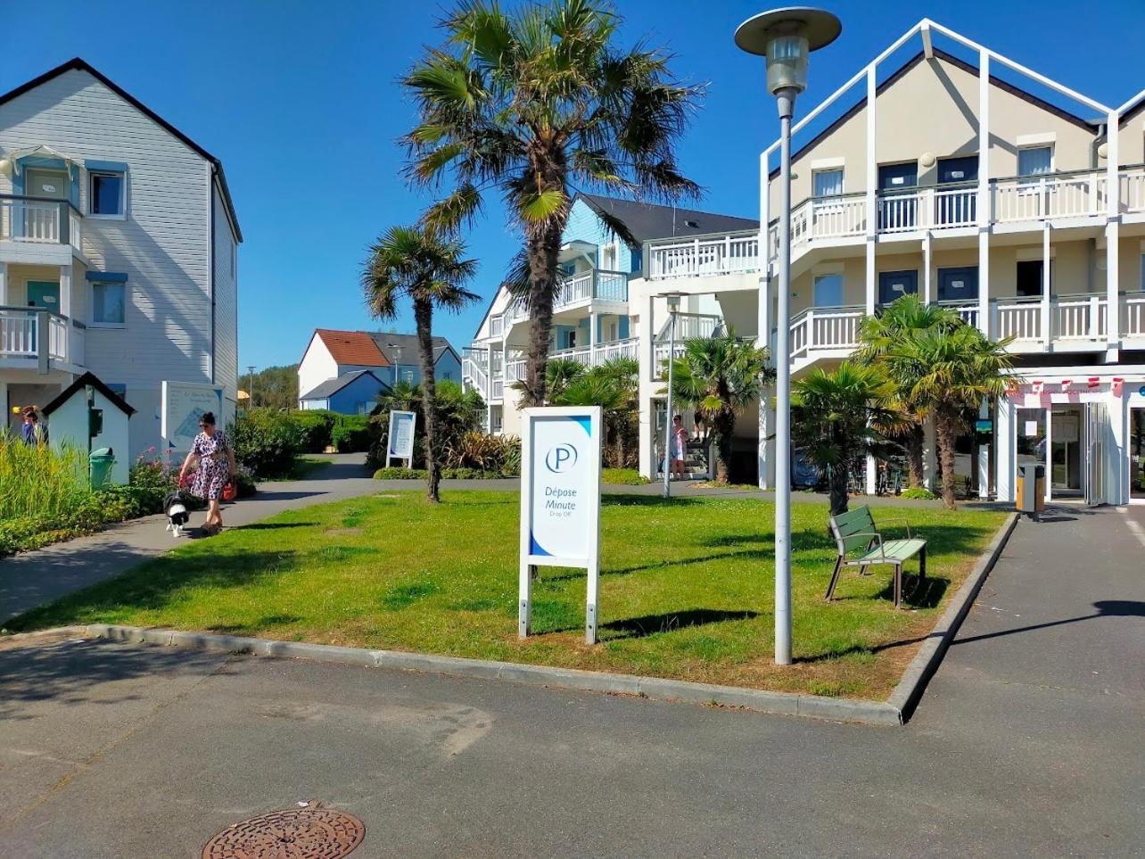 Le 501 F2 De Plain-Pied Avec Terrasse Apartment Courseulles-sur-Mer Ngoại thất bức ảnh